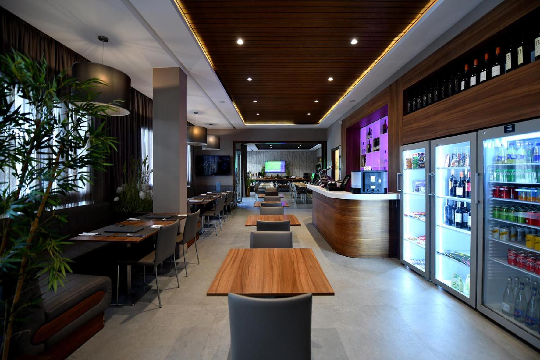 Ocean Park Hotel, Premium Suites & Wellness Касабланка Екстер'єр фото